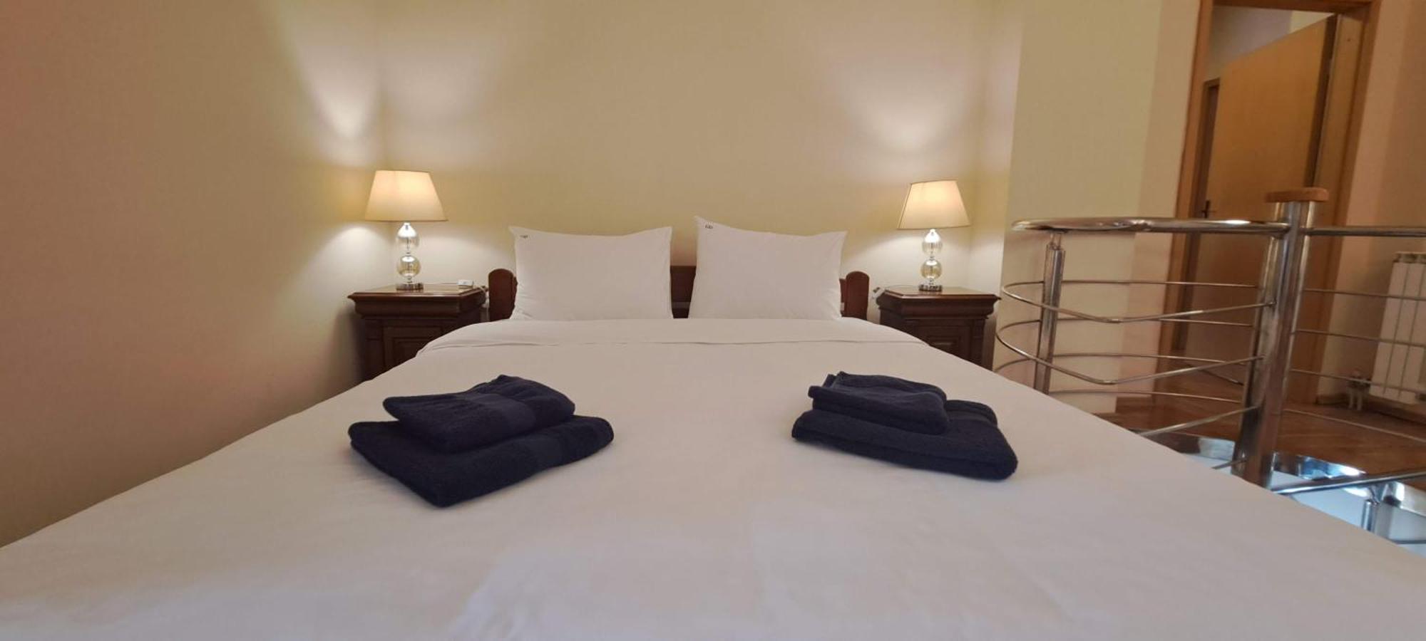 Golden Delight Central Apartment Скопие Екстериор снимка