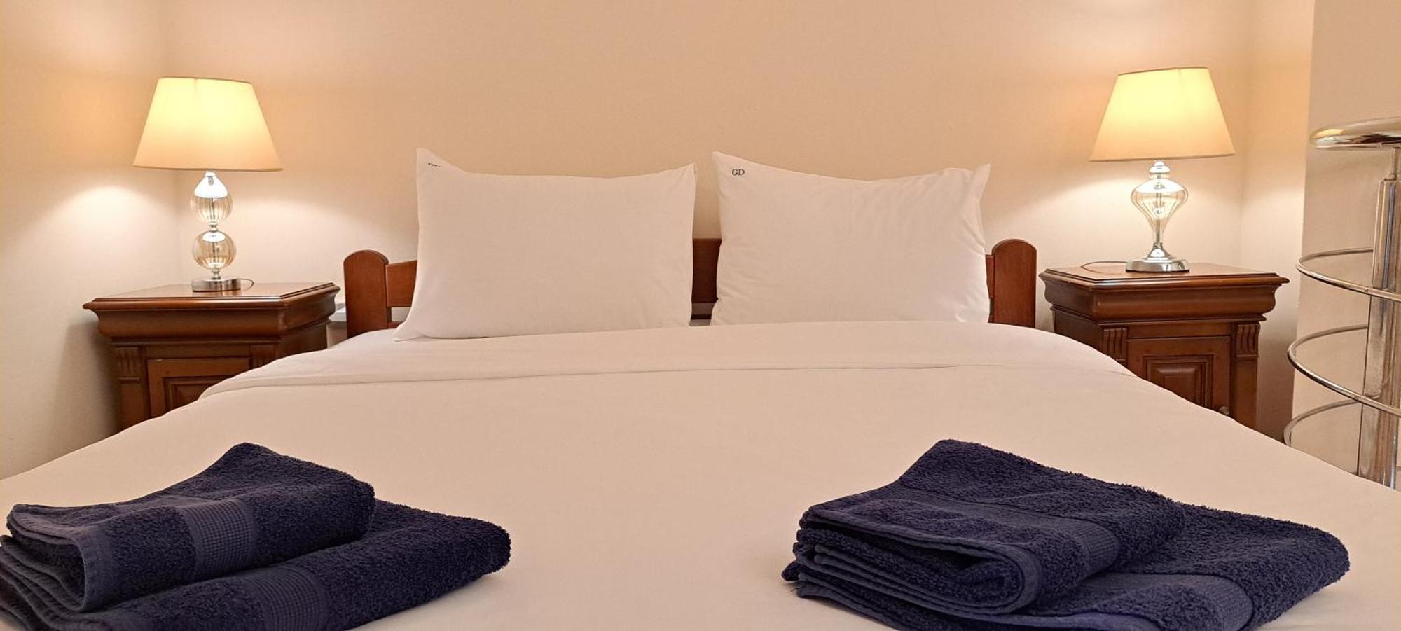 Golden Delight Central Apartment Скопие Екстериор снимка