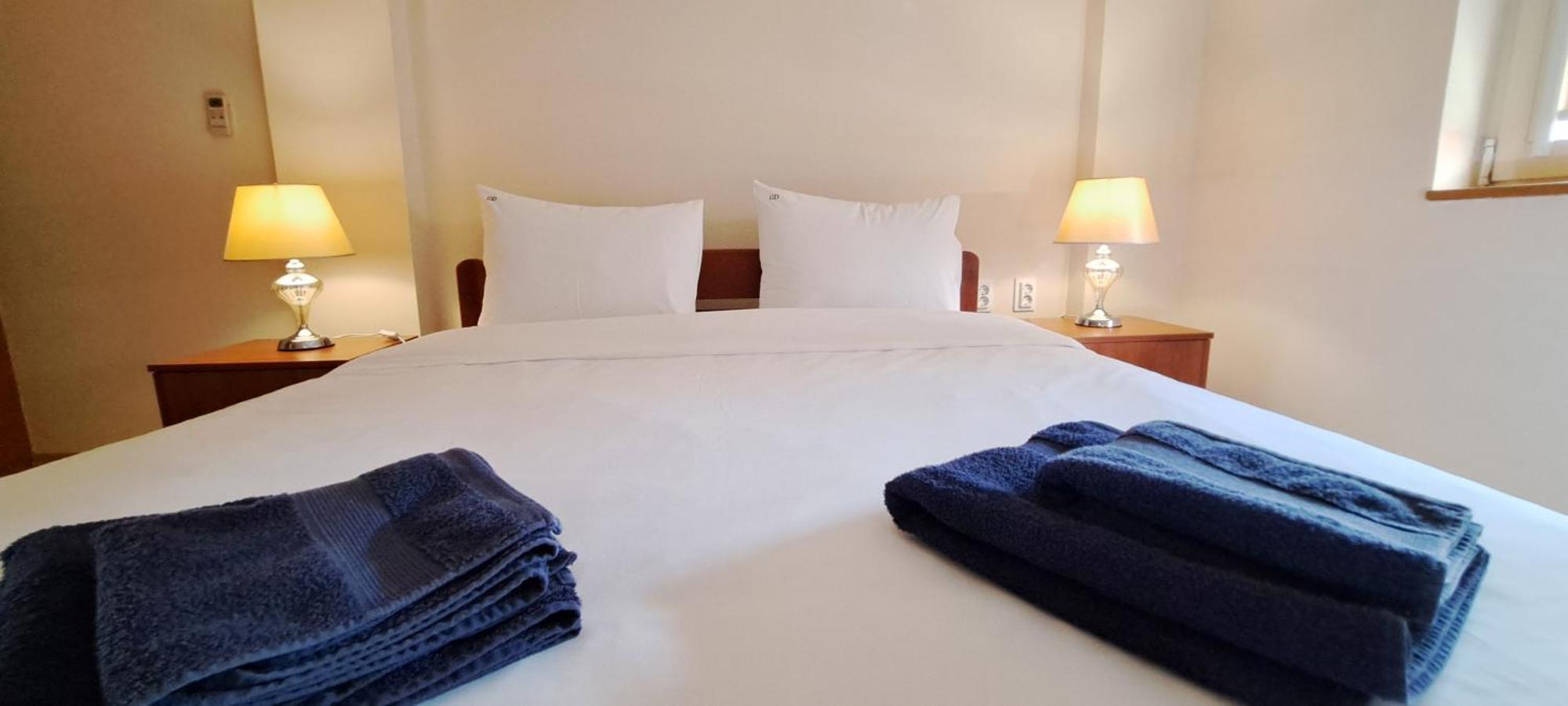 Golden Delight Central Apartment Скопие Екстериор снимка
